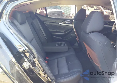 2017 Nissan Maxima 3.5 S z USA, uszkodzony, nr VIN 1N4AA6APXHC420865